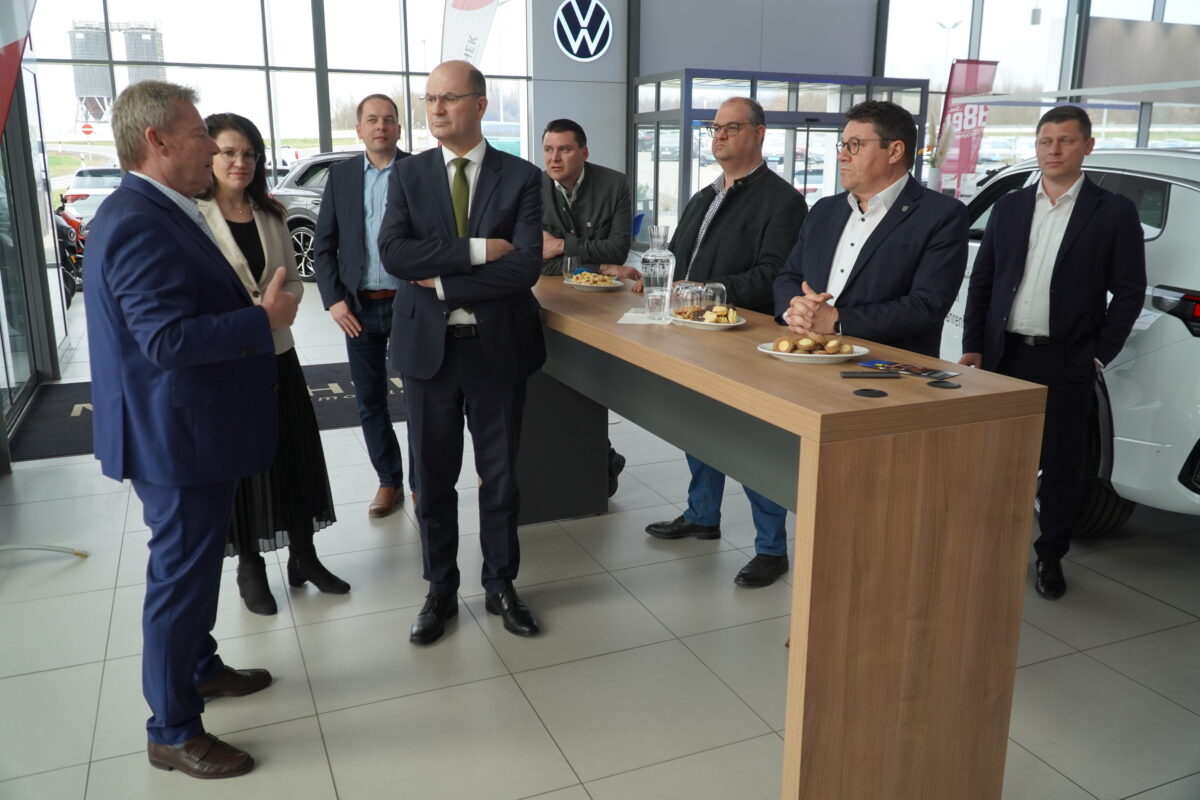 Albert Füracker lobt Maschek als Oberpfälzer Leuchtturmprojekt