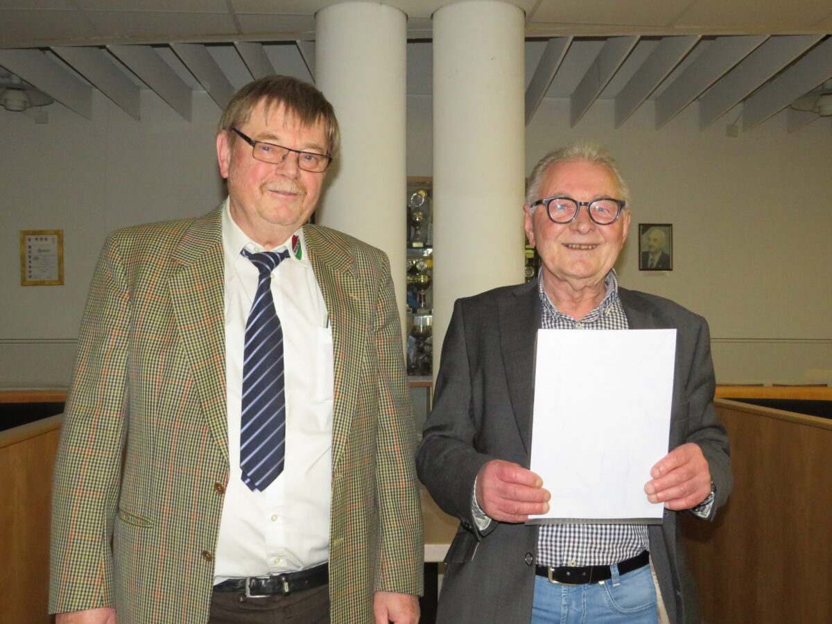 Siegfried Schwarz zum Ehrenmitglied der Kegler ernannt