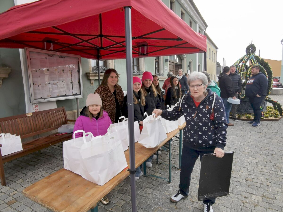 Süße Vorbereitung in Eslarn für das Heimatfest 2025
