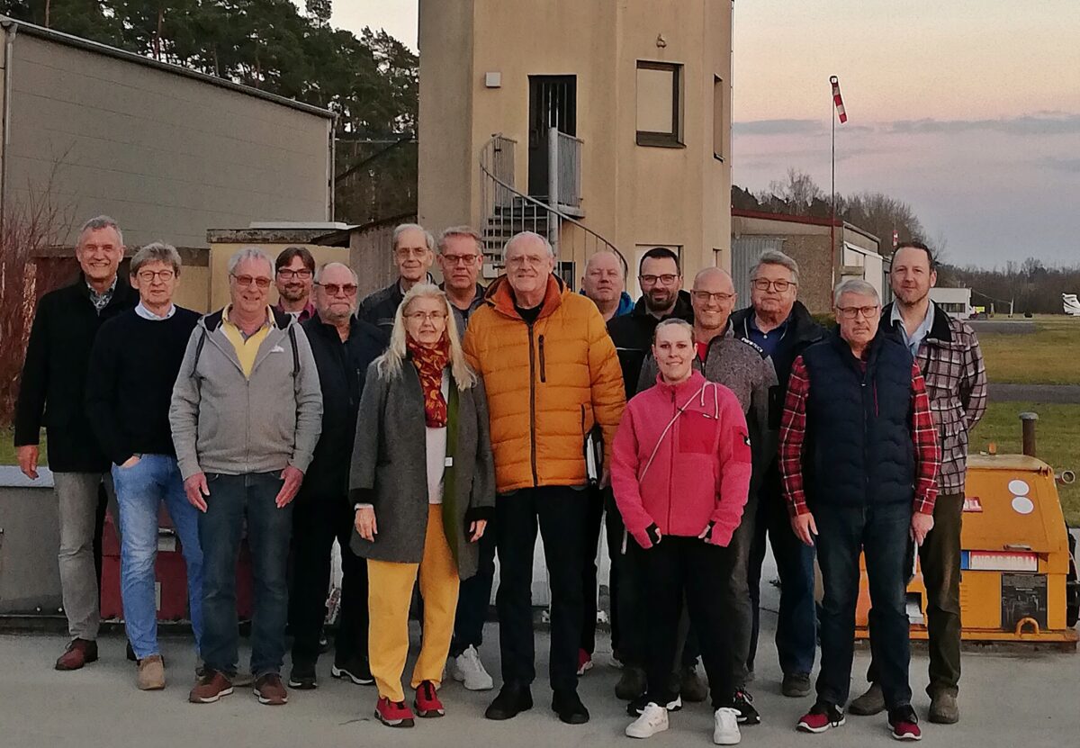Weiden West entdeckt Gemeinschaft durch Aero-Club Besuch