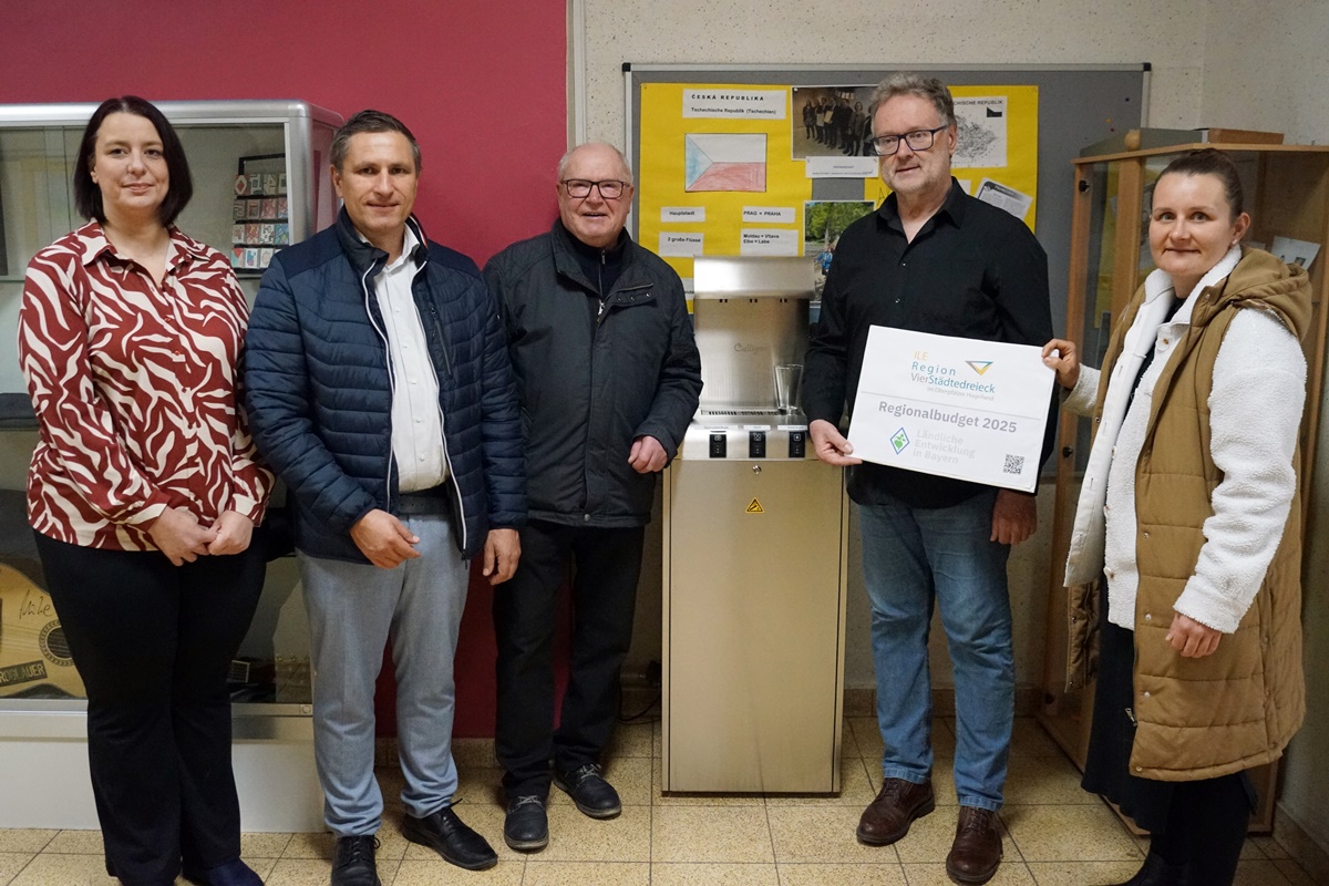 Wasserspender an Schule Eschenbach: Nachhaltigkeit, Gesundheit und Gemeinschaft