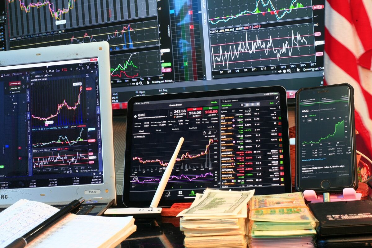 Geldanlage in unruhigen Zeiten – aktuelle Ratschläge Oberpfälzer Finanzexperten