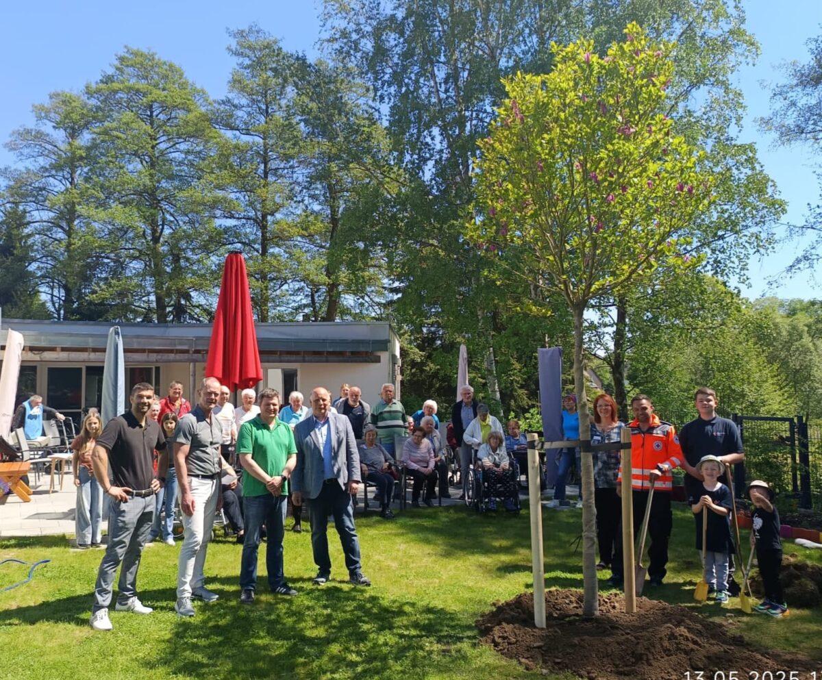 Baumpflanz-Challenge wird zum Gartenfest