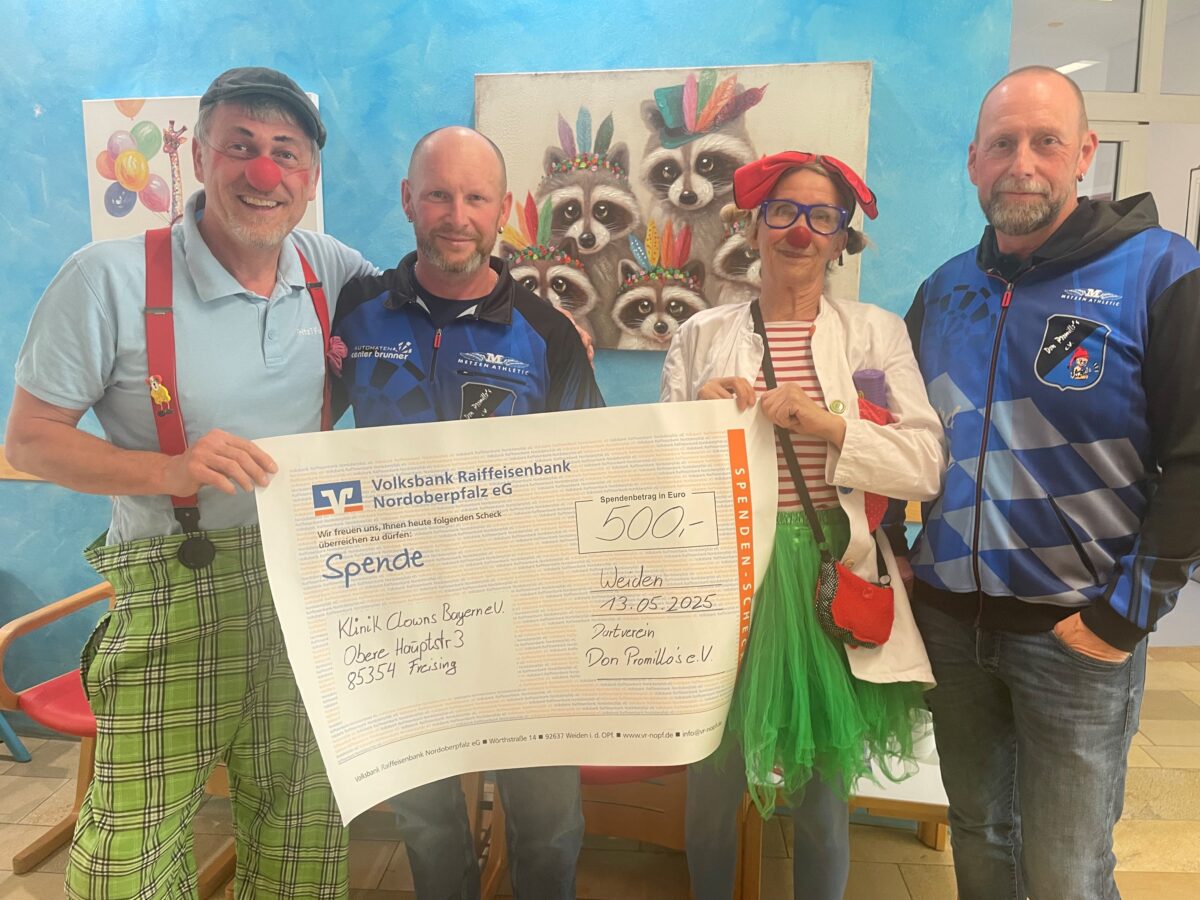 Dartverein Weiden spendet 500 Euro an KlinikClowns