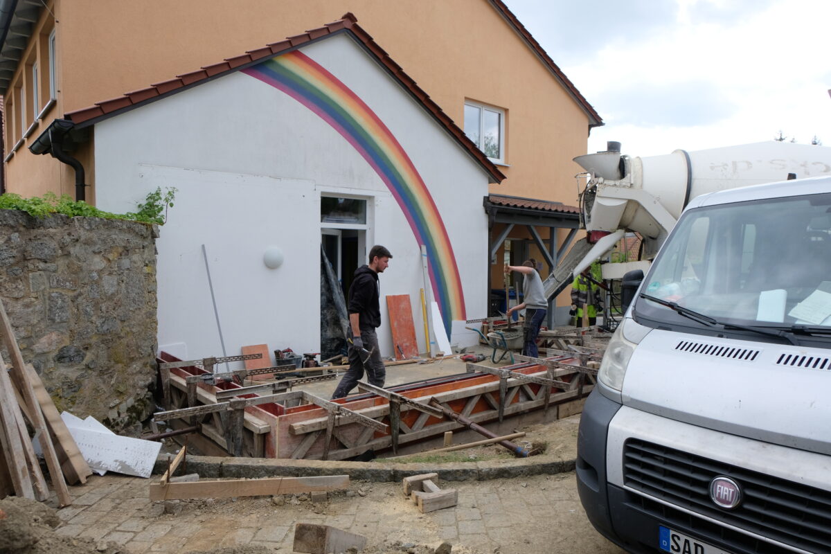 Neugestaltung beim Kindergarten „Unterm Regenbogen“ in Floß