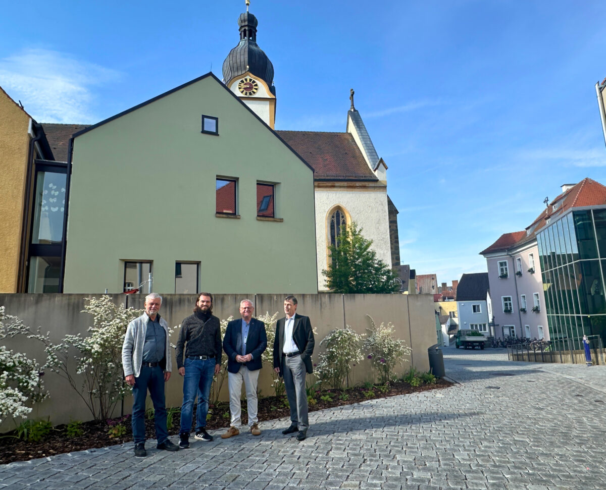 Schwandorfer Kirchengasse: Barrierefreie Neugestaltung abgeschlossen