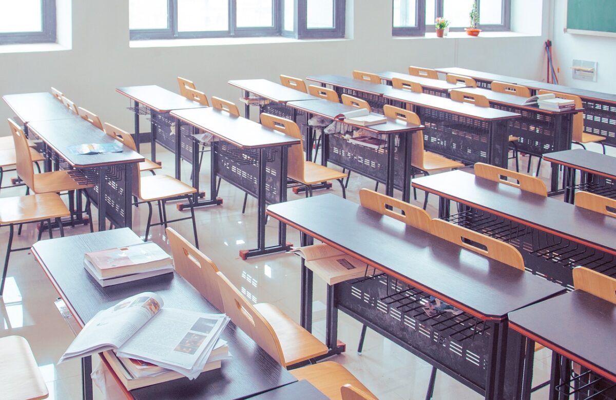 Vier Schüler fehlen – Schwandorfer Schulen schalten Polizei ein
