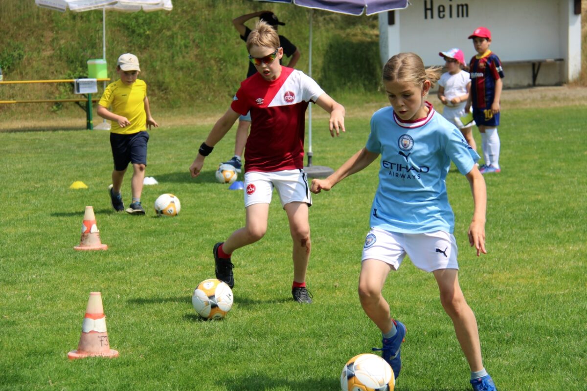 Dritter Fußball-Aktionstag bei der DJK Neustadt
