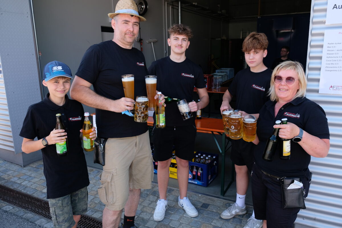 Eschenbacher Feuerwehr feiert Sommerfest mit Flair