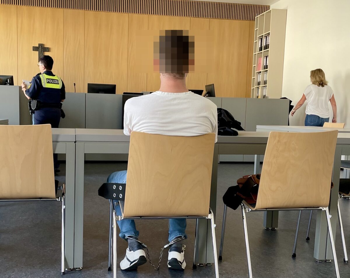 Prozess gegen Immobilienmakler: Den besten Freund und viele Frauen übers Ohr gehauen