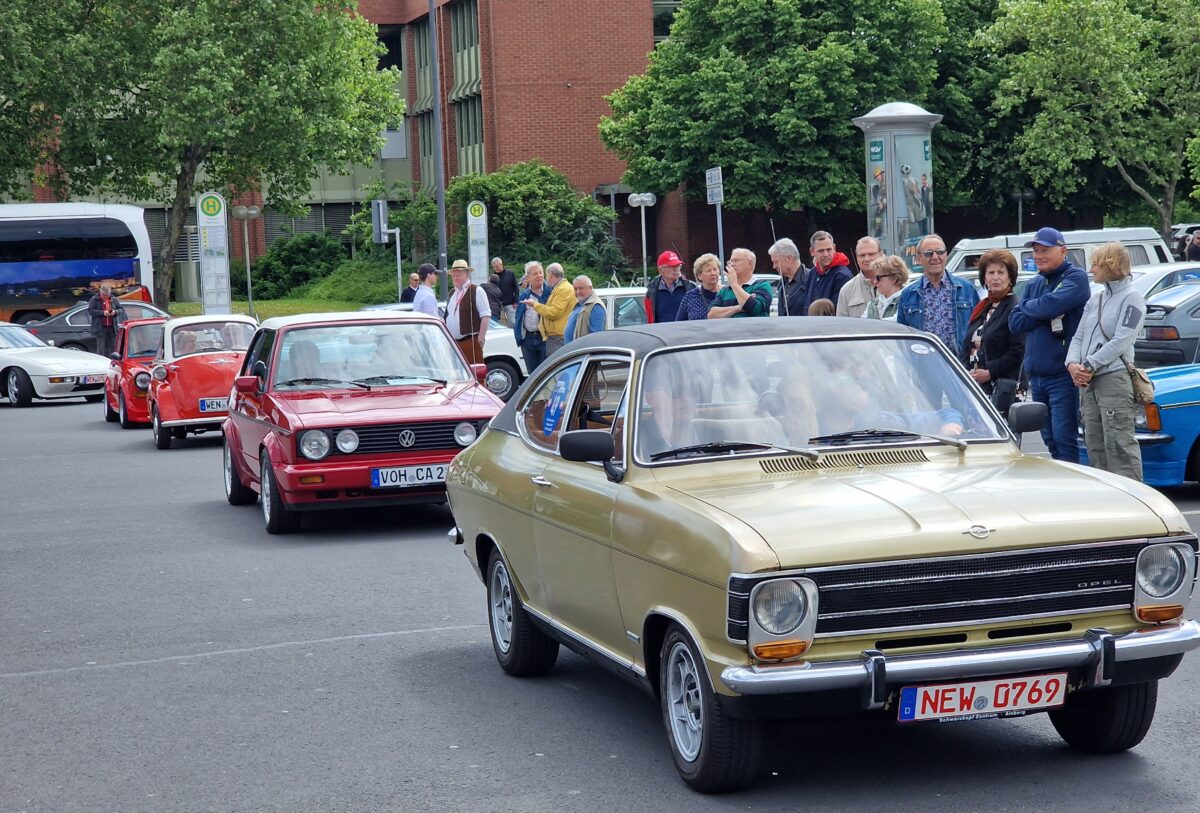 Zeitreise mit Chromglanz und Benzingeruch – ATC feiert 60 Jahre Automobilleidenschaft