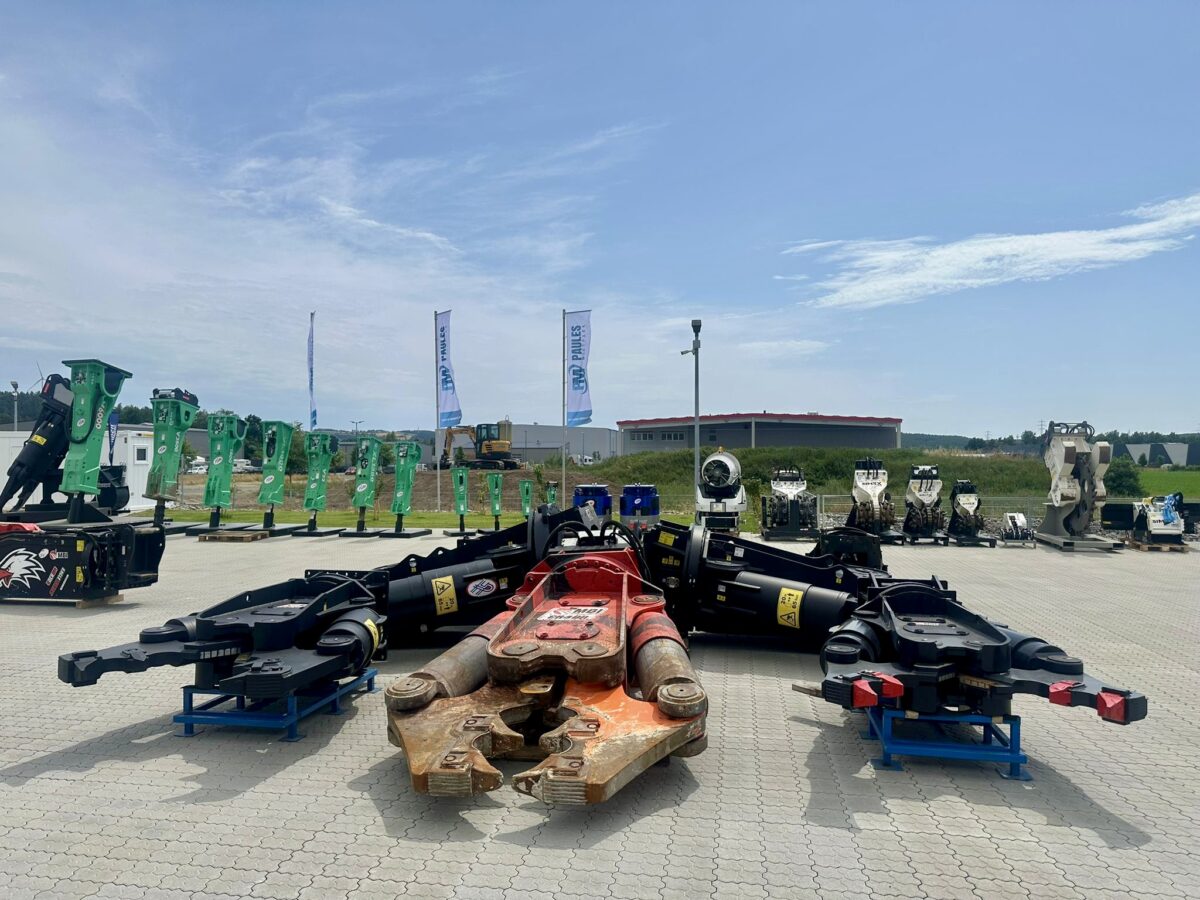 Maschinenpower live erleben beim Tag der offenen Tür bei Paules Mietpark & Hydraulik-Paule
