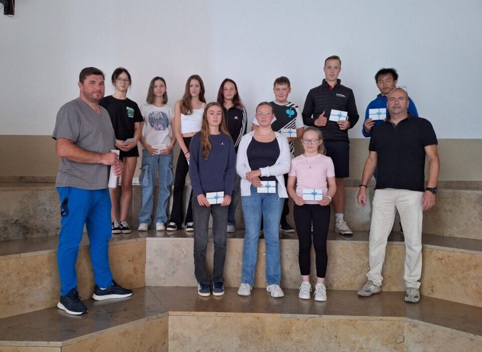 Klassenbeste in Eschenbach feierlich geehrt