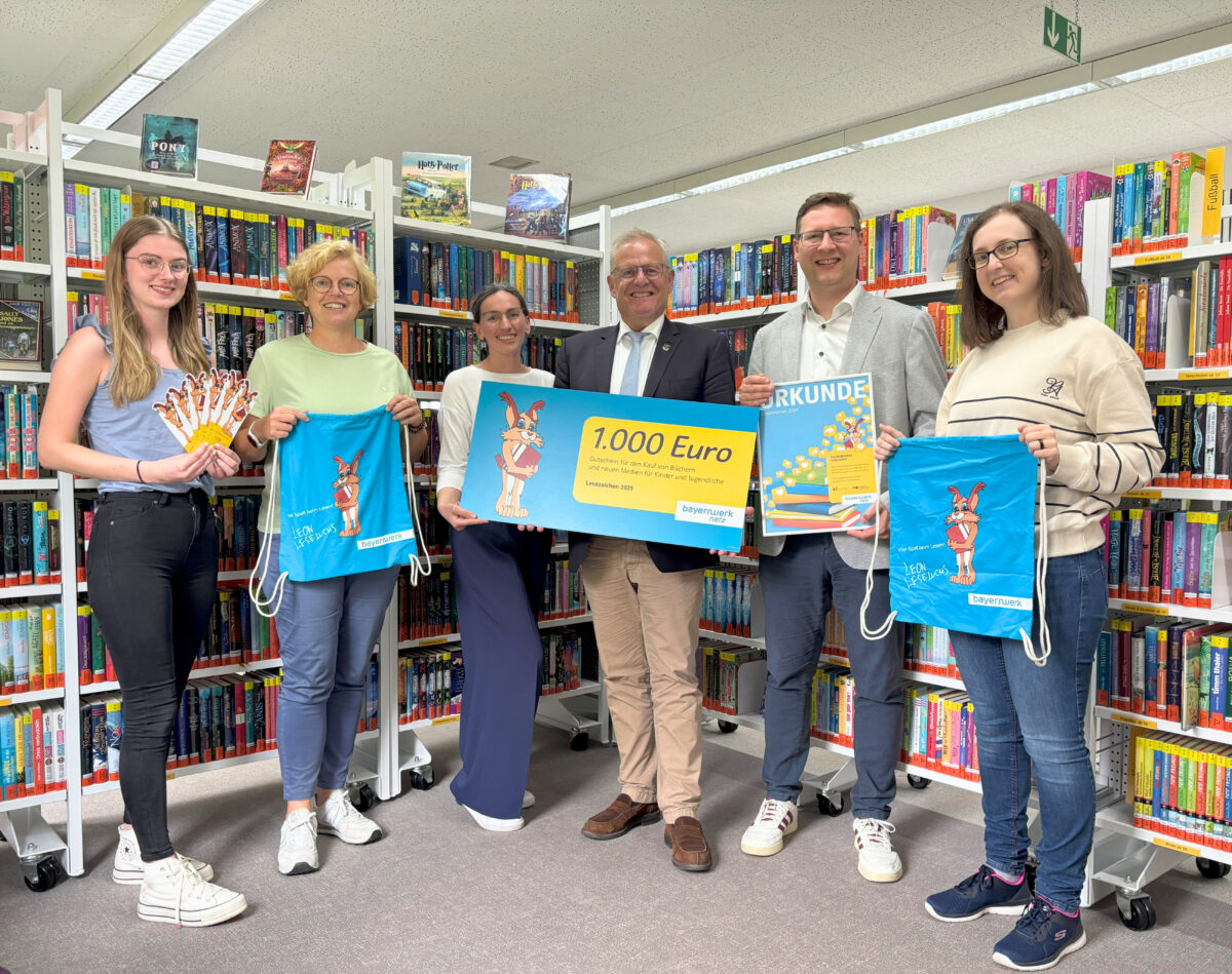 Schwandorf: Stadtbibliothek gewinnt „Lesezeichen“-Preis