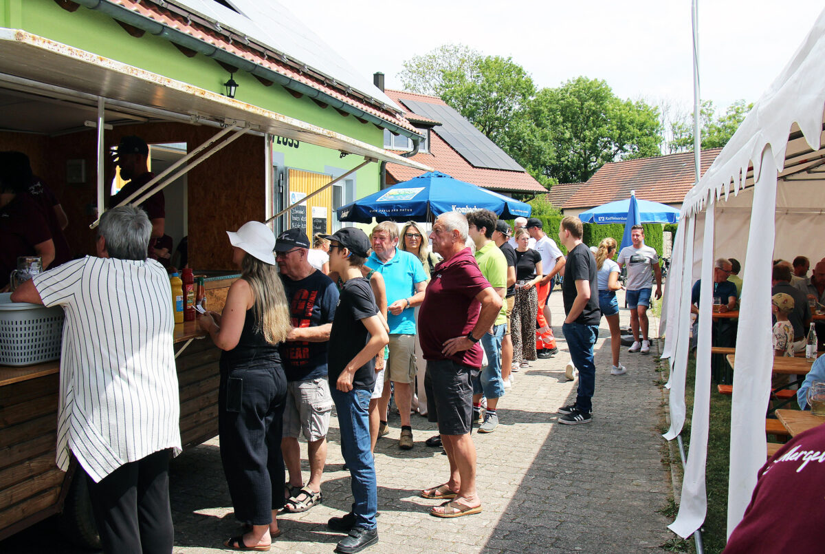 Sommerfest in Floß übertrifft Erwartungen
