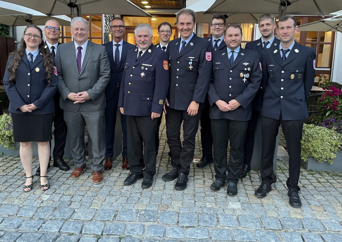 Ehrung für langjährige Feuerwehrdienste