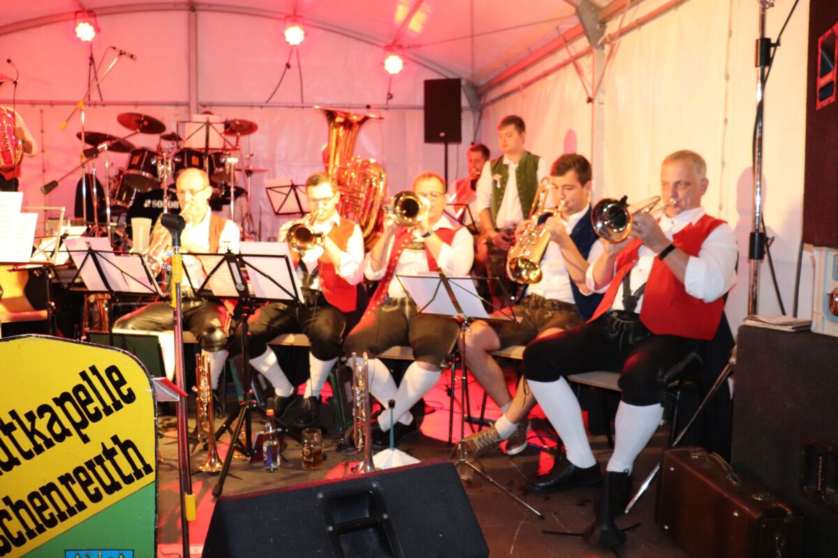 Fischhofpark-Events mit Stimmung pur und neuer Bezahltechnik