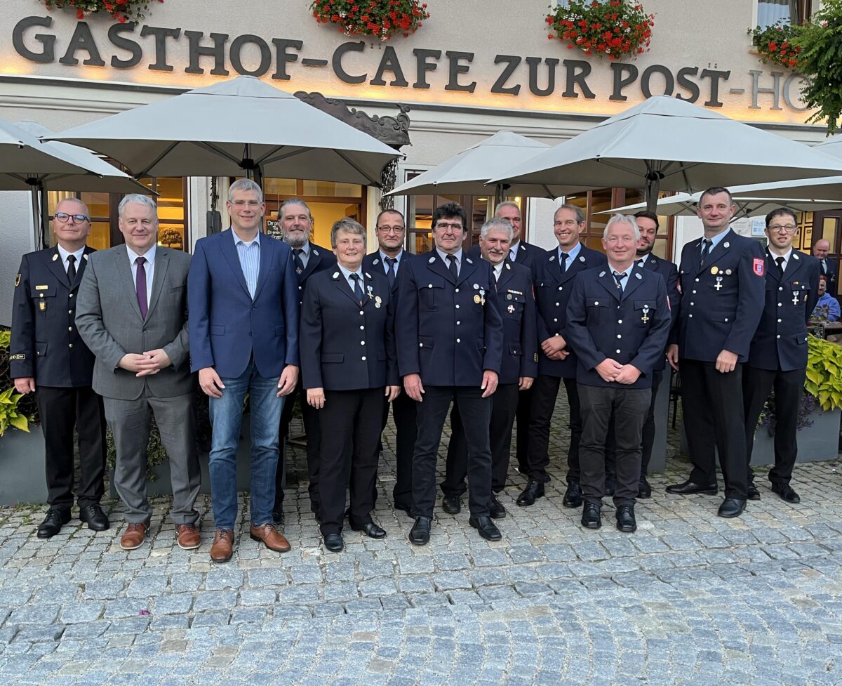 Goldene Ehre für treue Feuerwehrleute in Königstein