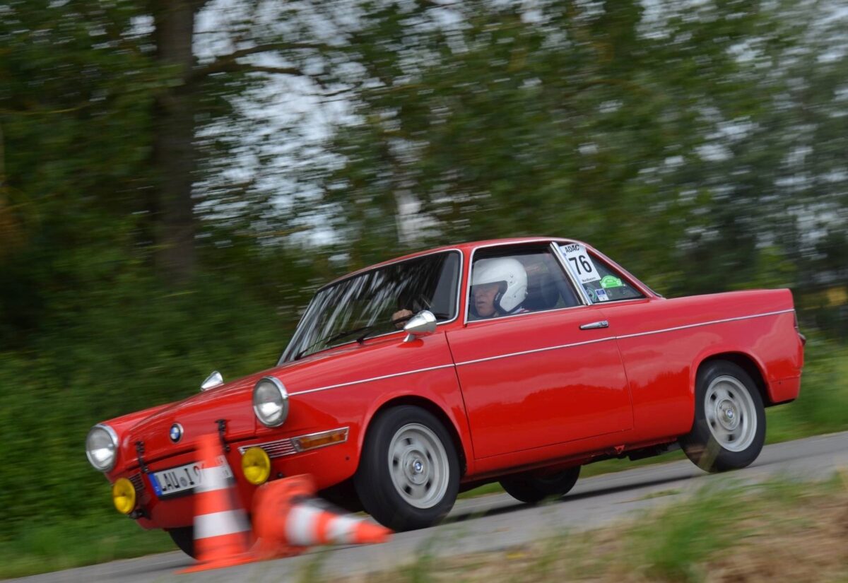 Spektakuläre Fahrzeuge in der Oberpfalz: Stienwald-Classic-Tour startet
