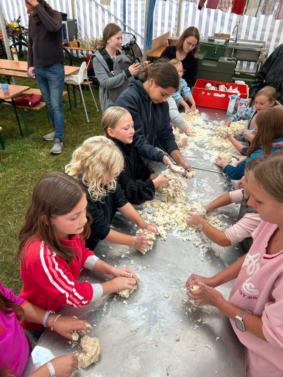 Sonnenfinale im UPW Zeltlager trotz Regenstart
