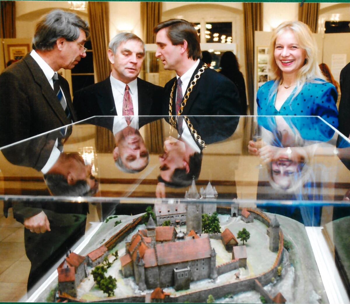 Burglengenfeld feiert 30 Jahre Stadtarchiv