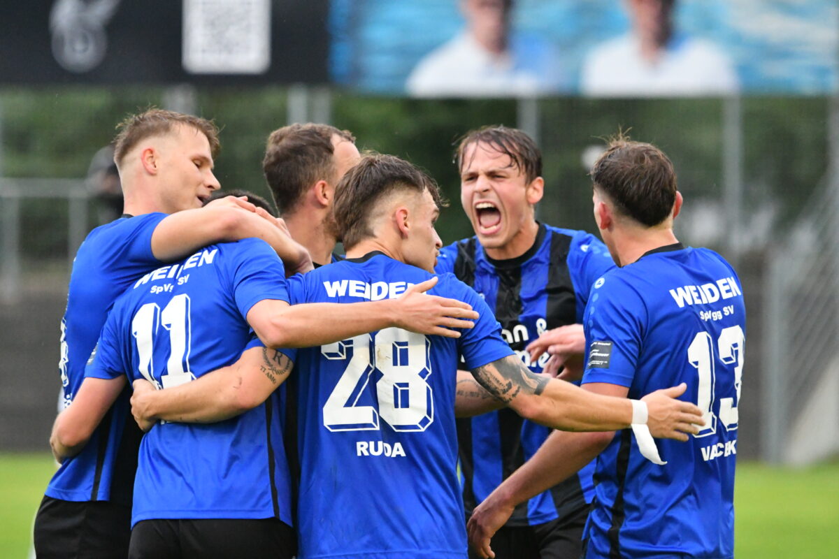 Spannung pur: 2:2 (1:1) im Derby SpVgg SV Weiden gegen die SpVgg Bayern Hof
