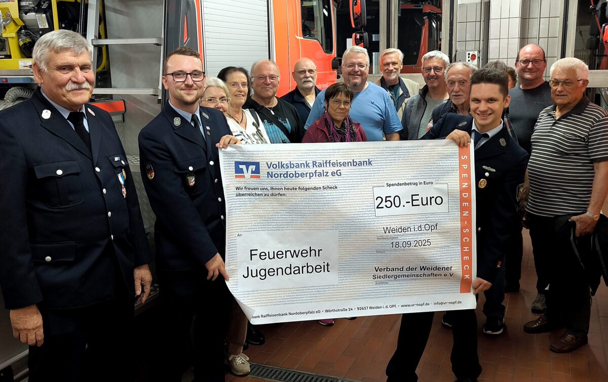 Siedlerverband spendet 250 Euro für Feuerwehrjugend in Weiden