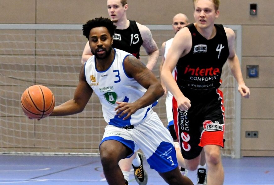 Basketball Bayernliga: TB Weiden unterliegt offensivstarkem Burghausen