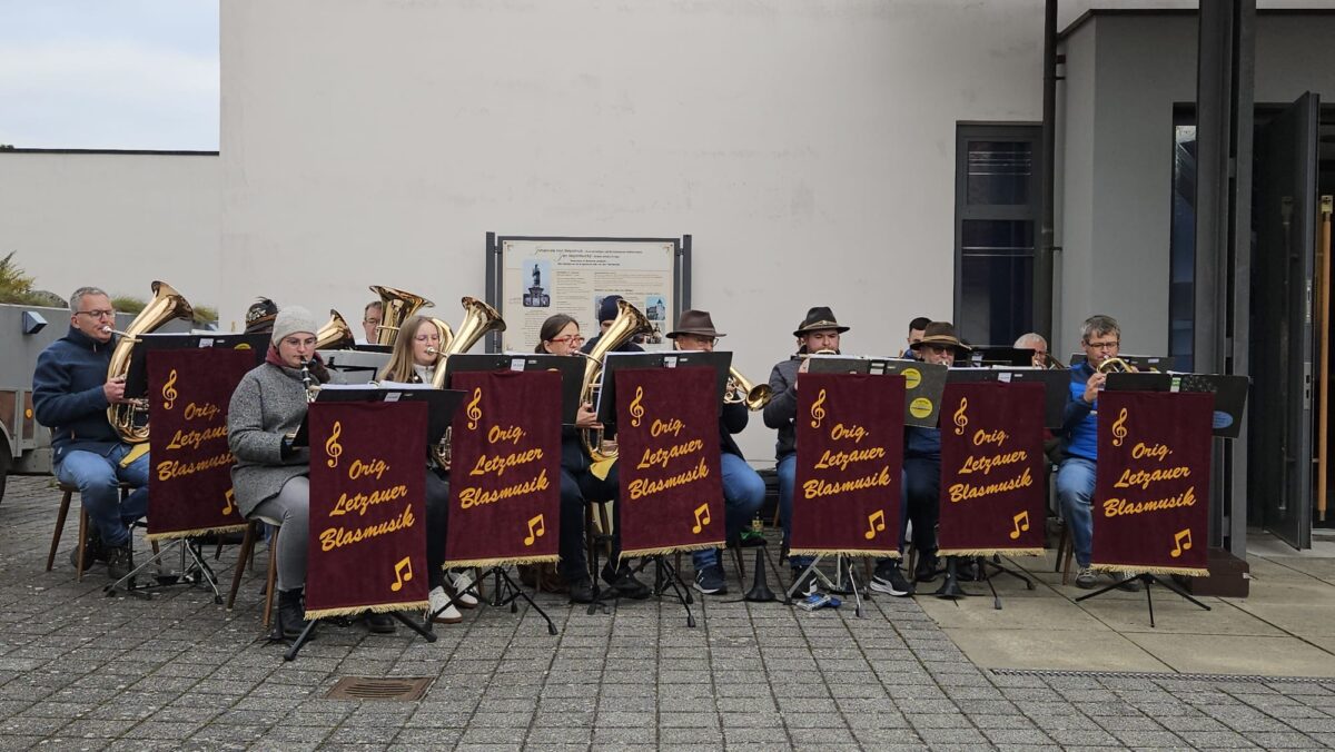 MUT-Benefiz in Letzau bringt 2.000 Euro für Schwerkranke