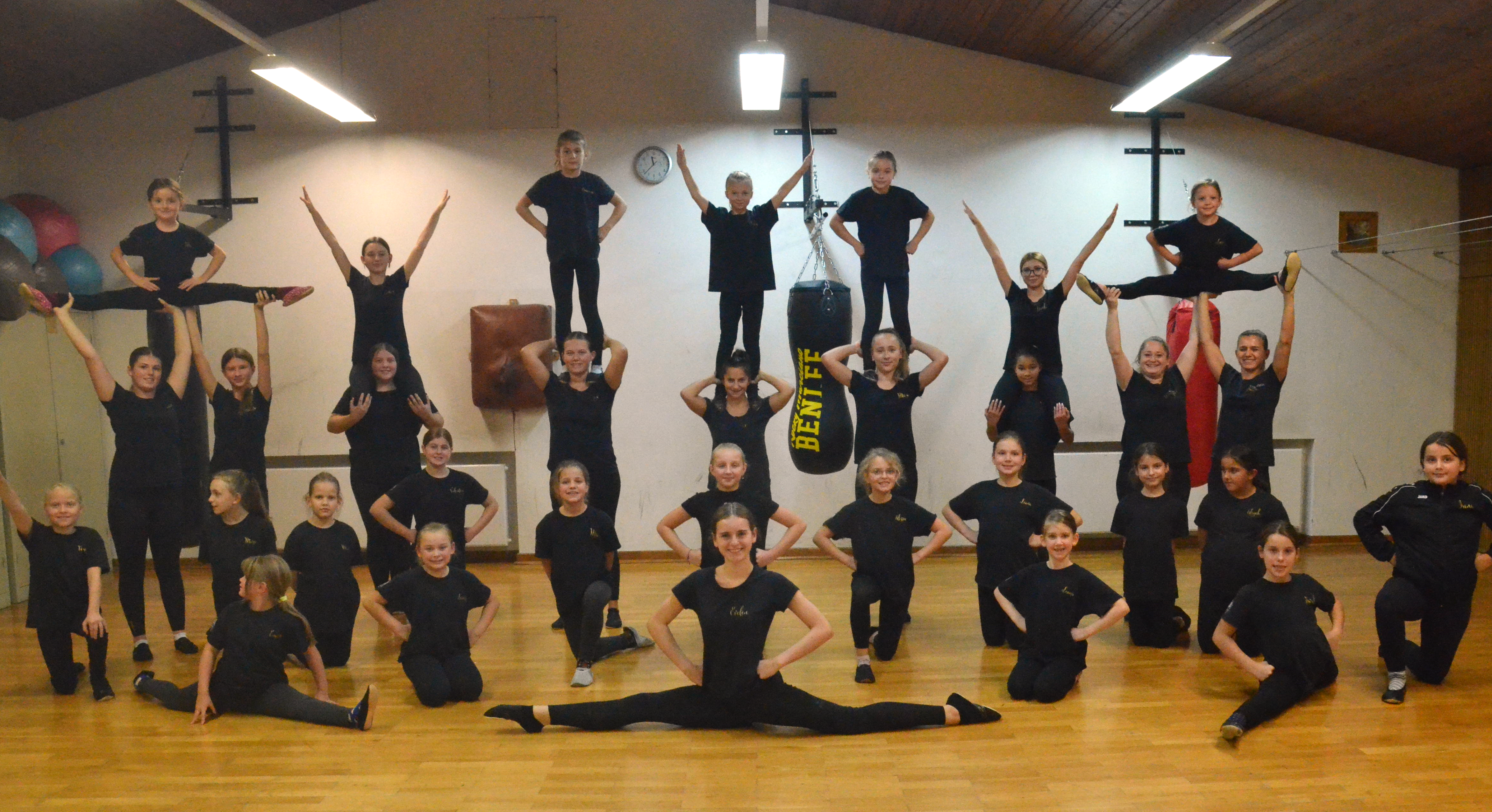 „Dance Unlimited“ starten wild, frei und besonders in den Fasching