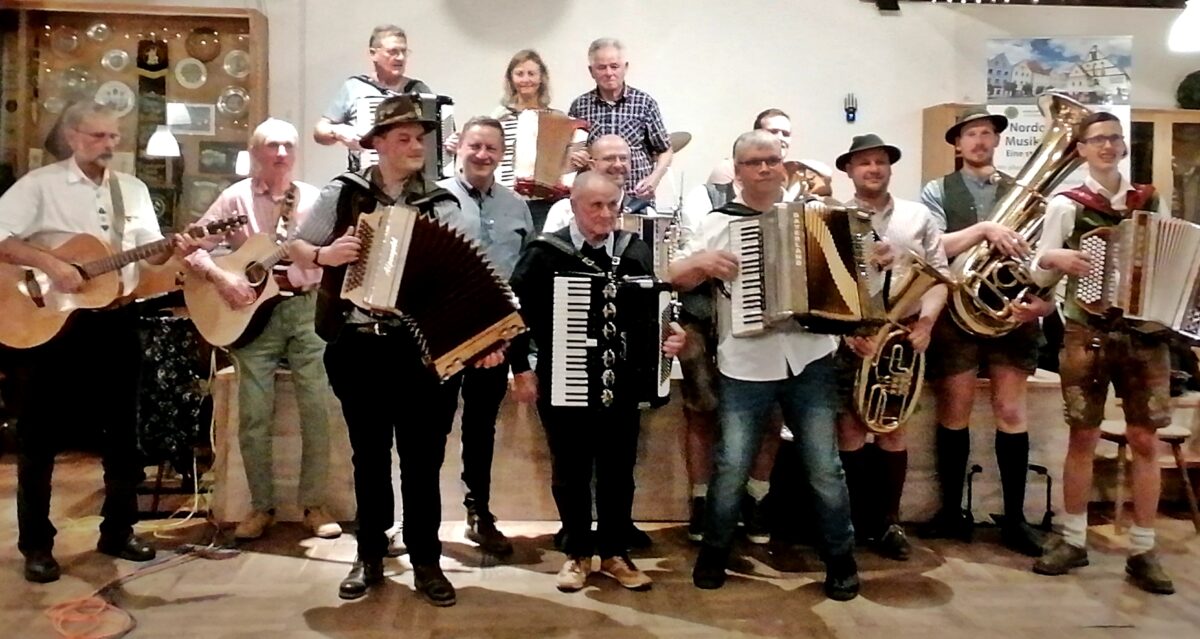 Nordoberpfälzer Musikfreunde begeistern in Stulln mit Spielfreude