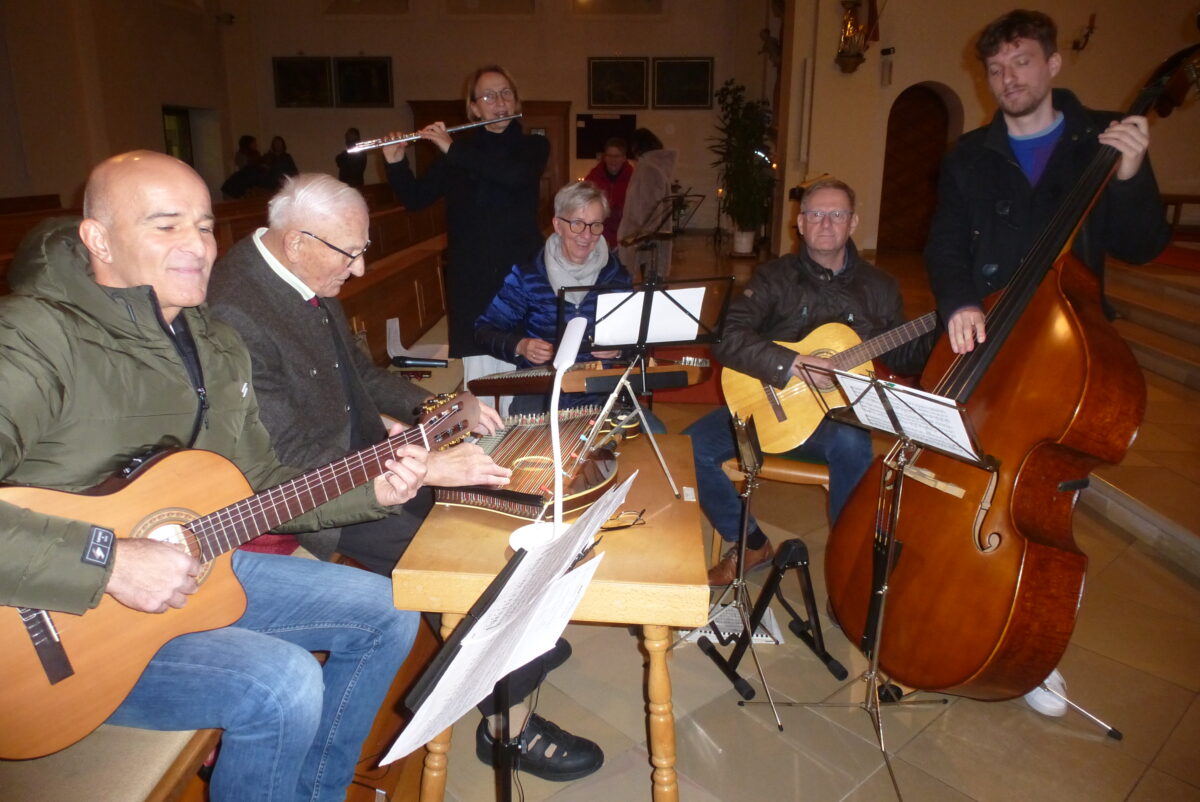 Weiherhammer:  Bogner-Familie stimmt musikalisch auf den Advent ein