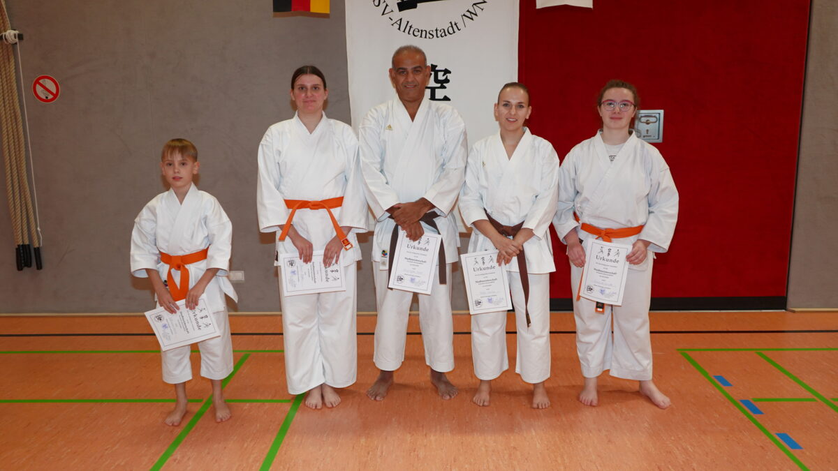 Stadtmeisterschaft Karate in Altenstadt/WN ausgetragen