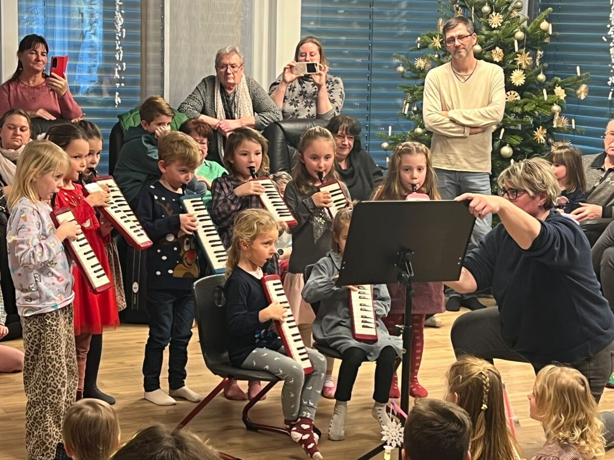 Tagespflege wird zum Weihnachtskonzertsaal