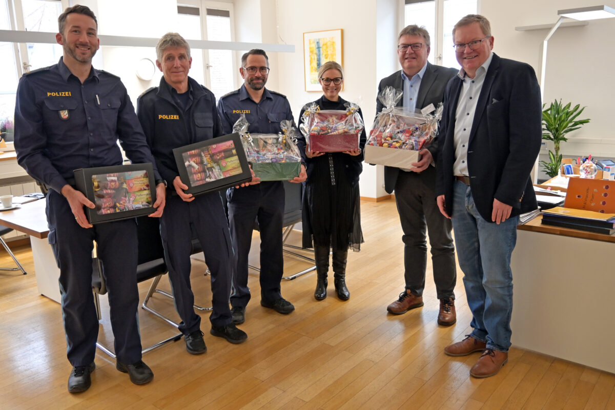Oberbürgermeister Cerny dankt Einsatzkräften und Klinikum-Team in Amberg
