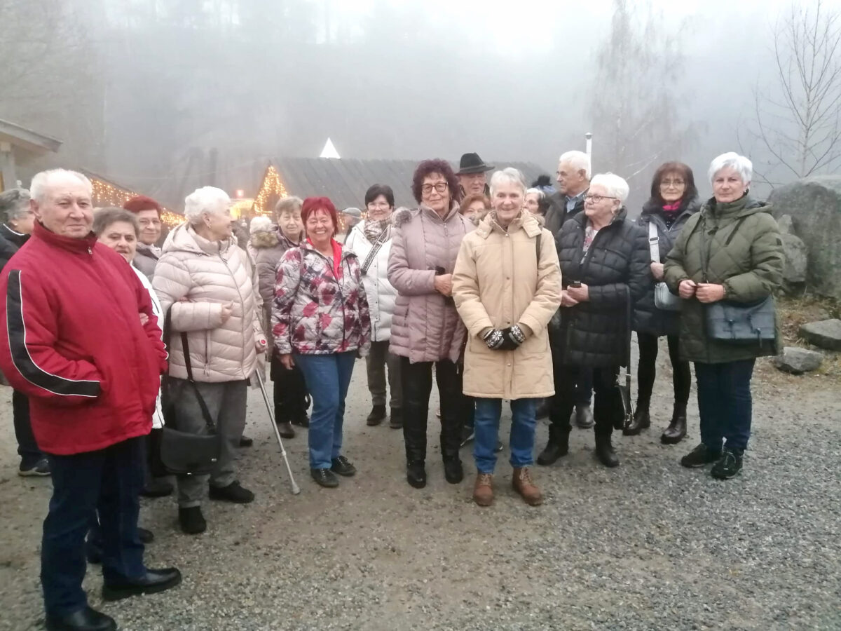 Seniorenausflug aus Maxhütte-Haidhof zur Granitweihnacht in Hauzenberg