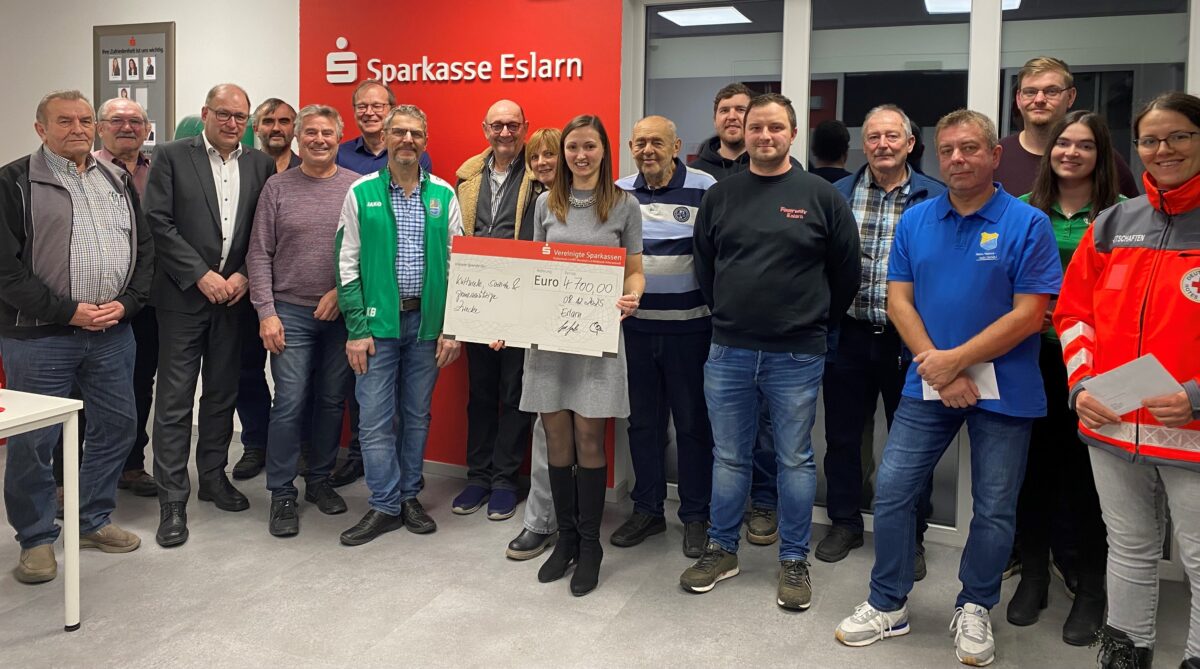 Vereinigte Sparkassen spenden 4.700 Euro für Eslarn