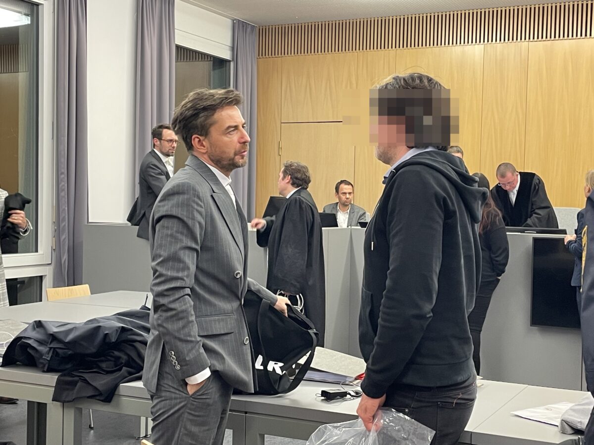 [Live-Ticker] Angeklagter im Champagner-Prozess am Landgericht Weiden: „I’m a party guy“