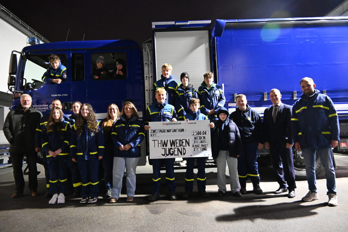 „Dr. Rose Pabst-Stiftung“ unterstützt THW-Jugend Weiden mit 2.500 Euro