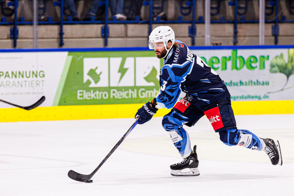 Blue Devils Weiden verlängern mit Tommy Muck
