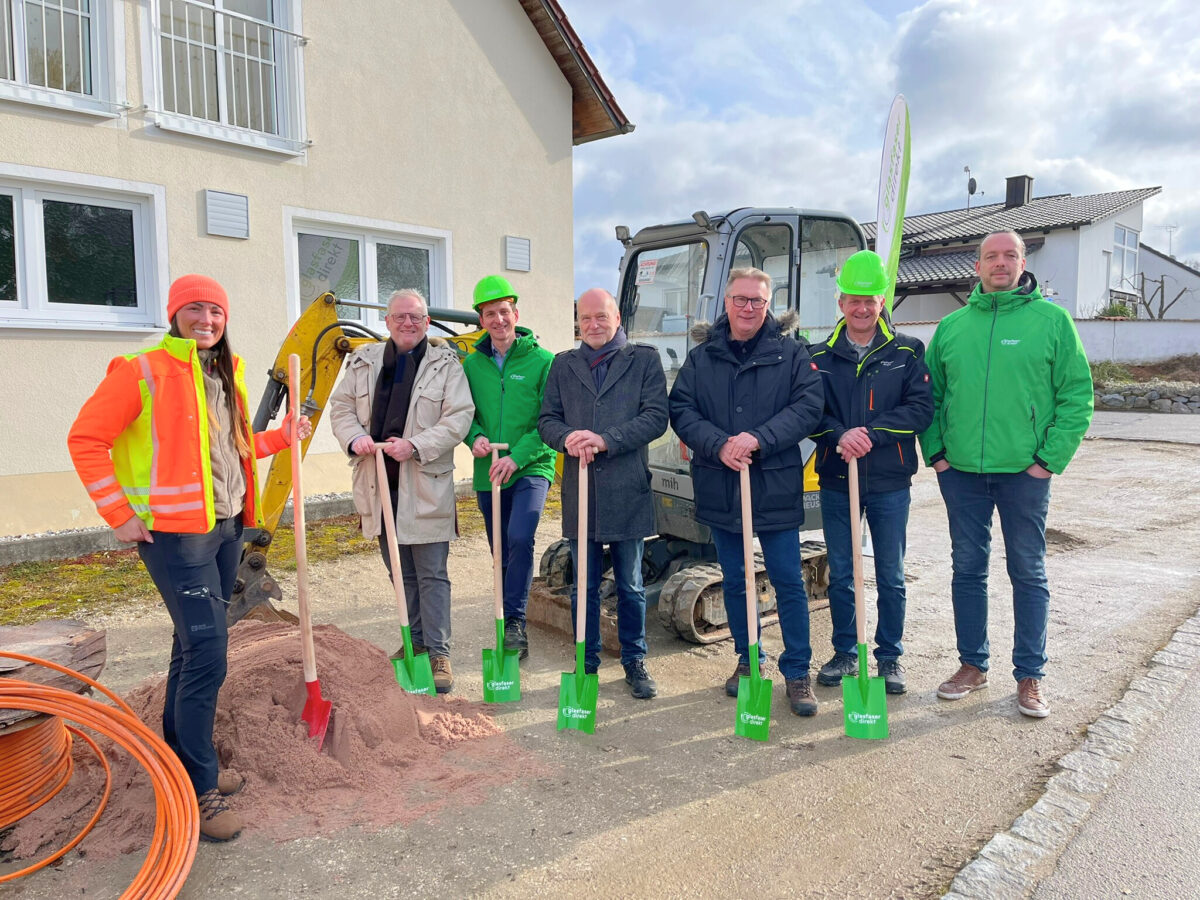 Glasfaserausbau startet in Haselbach, Schwandorf