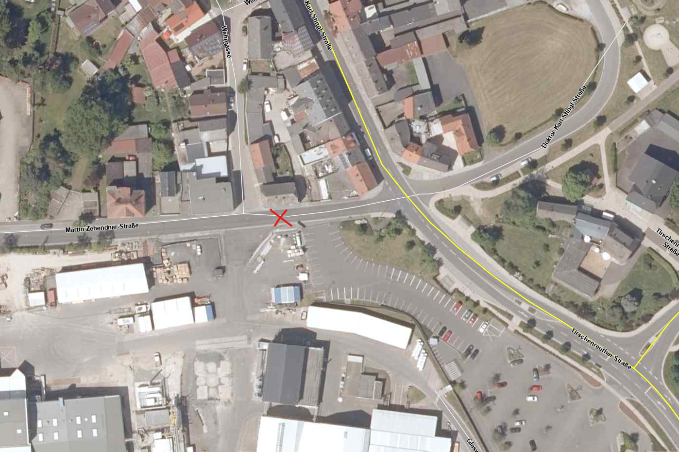 Polizei startet Plakataktion in Mitterteich nach tödlicher Unfallflucht