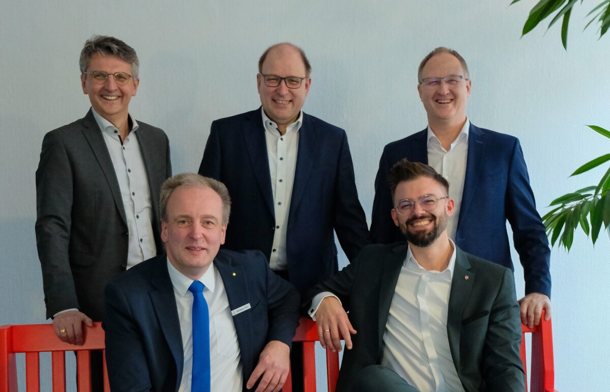 Vereinigte Sparkassen ehren beste Vertriebsmitarbeitende in Neustadt