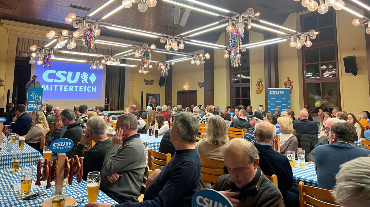 Bayerischer Abend der CSU lockt volles Haus in Mitterteich